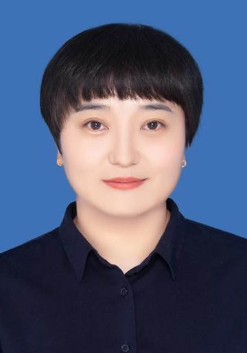 青梅小我简介
