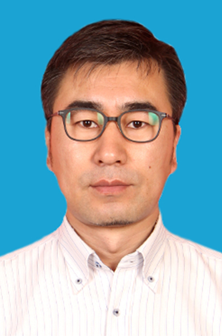 石宝小我简介